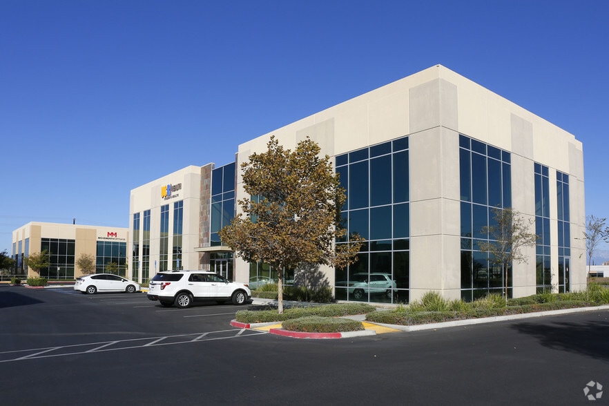 19330 Jesse Ln, Riverside, CA for lease - Building Photo - Image 2 of 6