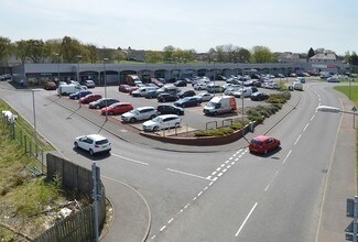 Plus de détails pour Bell Quadrant, Carfin - Commerce de détail à louer