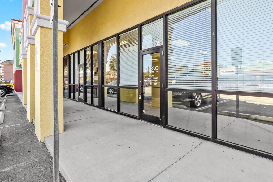 7730 N Wickham Rd, Melbourne, FL à louer - Photo du bâtiment - Image 2 de 34