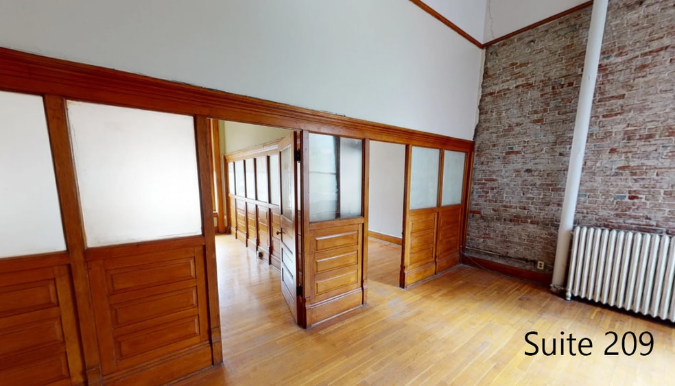 112-114 SW 6th Ave, Topeka, KS for lease - Building Photo - Image 1 of 9