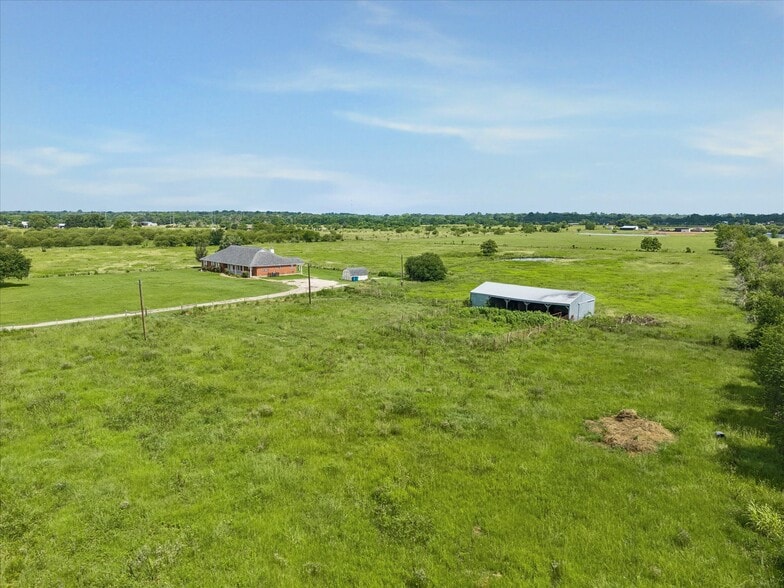 1240 Schumann Rd, Bellville, TX à vendre - Photo du bâtiment - Image 3 de 35