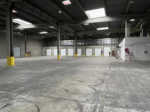 Flex in Corbas for lease Interior Photo- Image 1 of 8