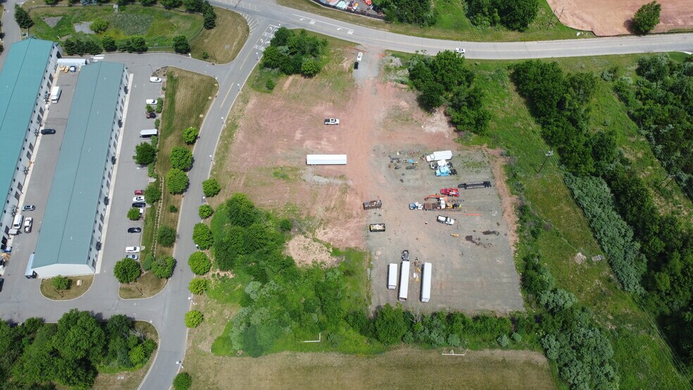 18 Minneakoning Rd, Flemington, NJ for lease - Building Photo - Image 2 of 10