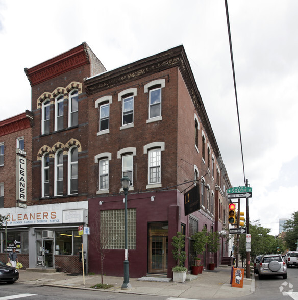 2201 South St, Philadelphia, PA for sale - Primary Photo - Image 1 of 1