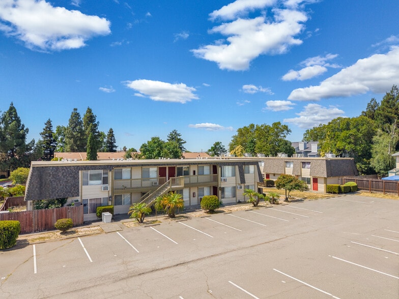 1955 Grande Cir, Fairfield, CA for sale - Building Photo - Image 3 of 22