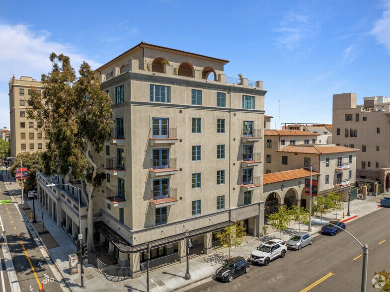 88 N Oakland Ave, Pasadena, CA à louer - Photo du bâtiment - Image 2 de 14