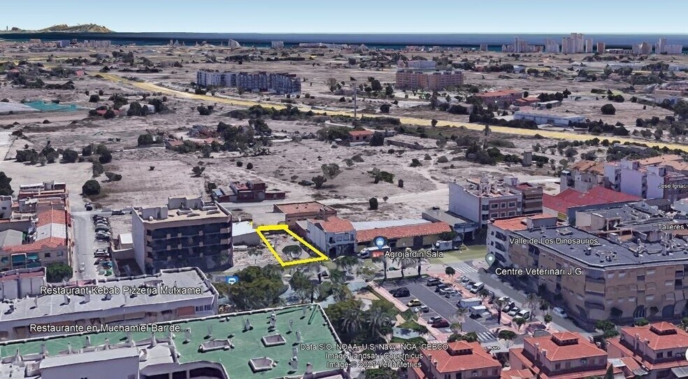 Land in Mutxamel, Alicante for sale - Aerial - Image 2 of 3