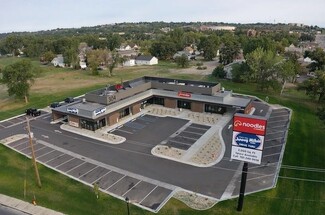 Plus de détails pour 304 4th Ave NW, Minot, ND - Bureau/Commerce de détail à louer