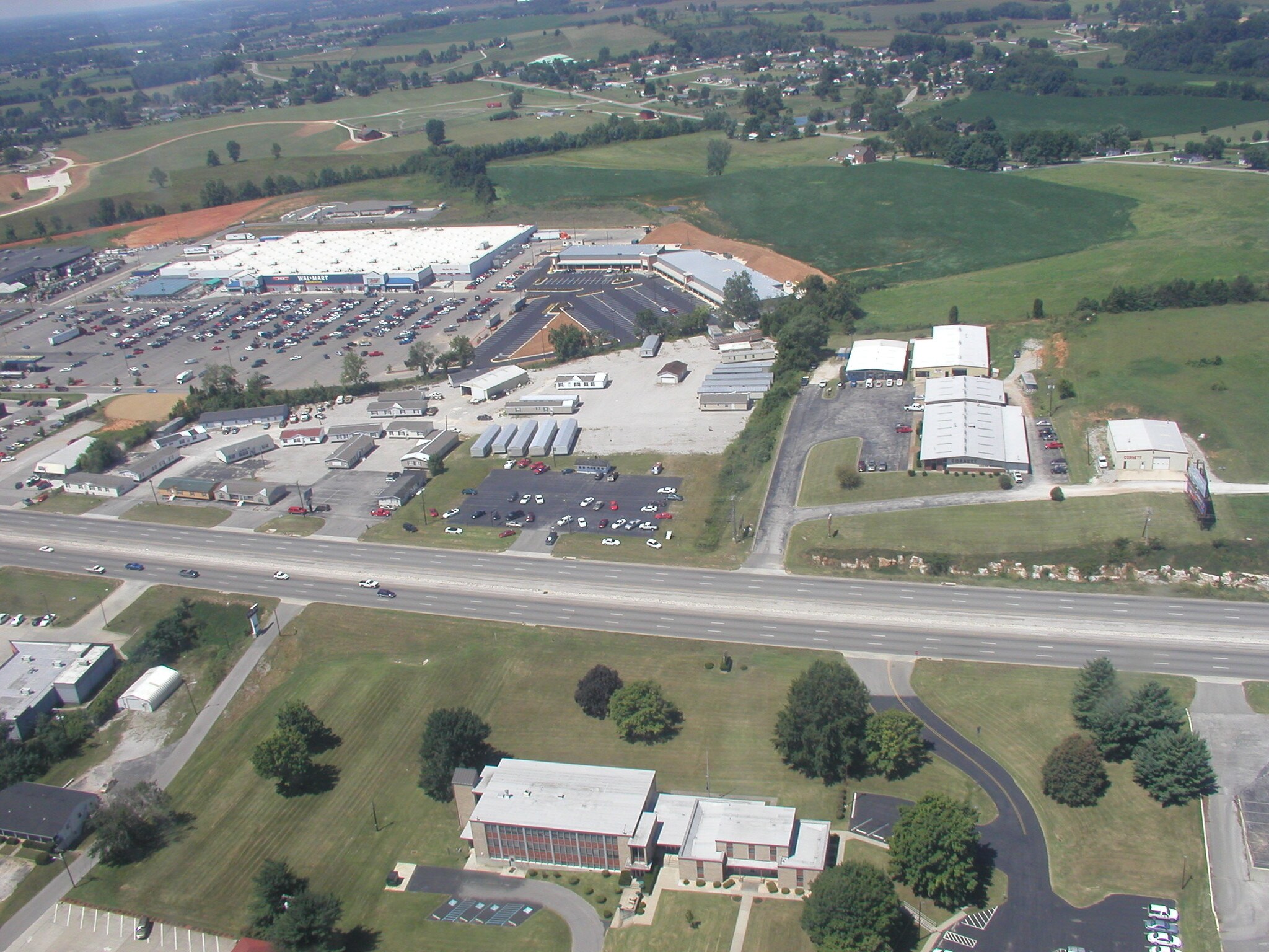 1813 HWY 27, Somerset, KY for lease Building Photo- Image 1 of 3