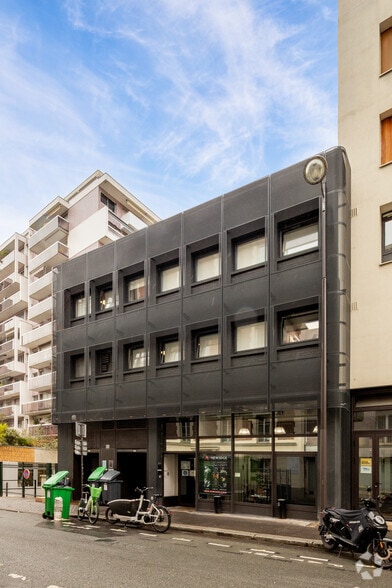 13 Rue Rosenwald, Paris for lease - Building Photo - Image 2 of 3