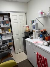 9371 Cypress Lake Dr, Fort Myers, FL for lease Interior Photo- Image 2 of 5