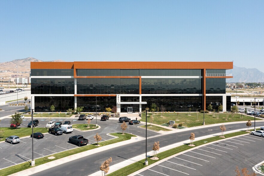 1800 W Ashton Blvd, Lehi, UT for lease - Building Photo - Image 1 of 8