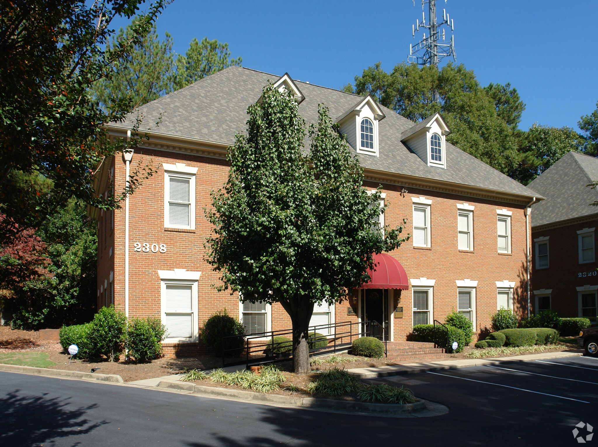 2308 Perimeter Park Dr, Atlanta, GA for sale Primary Photo- Image 1 of 15