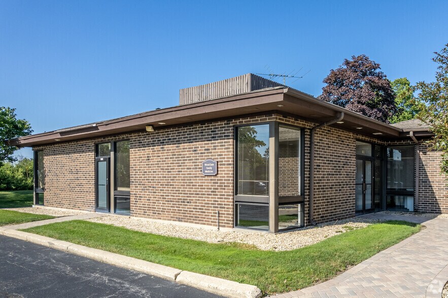 199 S Addison Rd, Wood Dale, IL à louer - Photo du bâtiment - Image 2 de 6