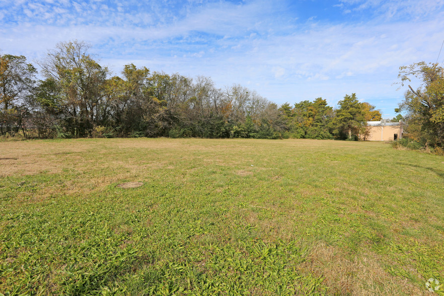 727 E Pleasant Run Rd, Cedar Hill, TX à vendre - Photo principale - Image 1 de 1