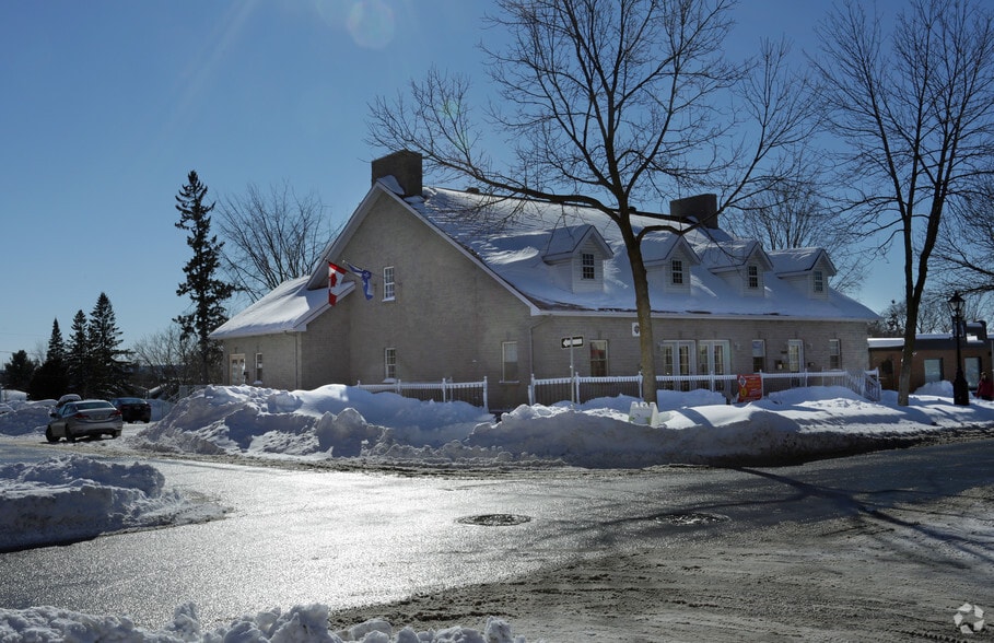 78 Rue Principale, Gatineau, QC à louer - Photo du bâtiment - Image 2 de 3