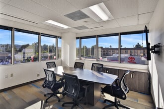 4640 Lankershim Blvd, North Hollywood, CA à louer Photo intérieure- Image 2 de 7