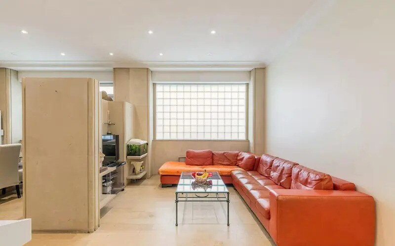 Immeuble residentiel dans Paris à vendre - Photo intérieure - Image 3 de 9