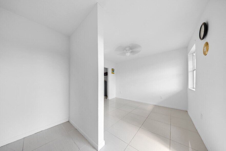 6020 NW 13th Ave, Miami, FL à vendre - Photo intérieure - Image 2 de 30