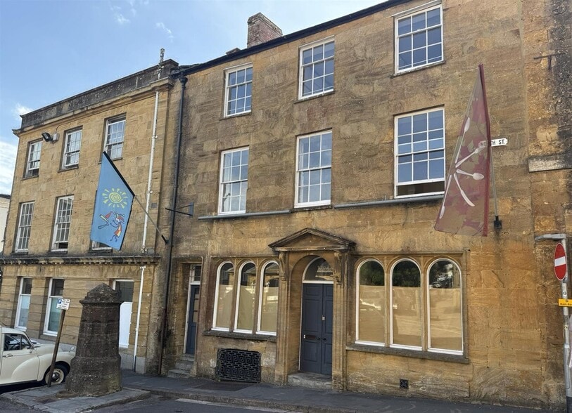 1 North Street, Ilminster à louer - Photo du bâtiment - Image 1 de 1