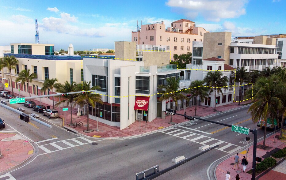 2200 Collins Ave, Miami Beach, FL à louer - Photo du bâtiment - Image 1 de 4