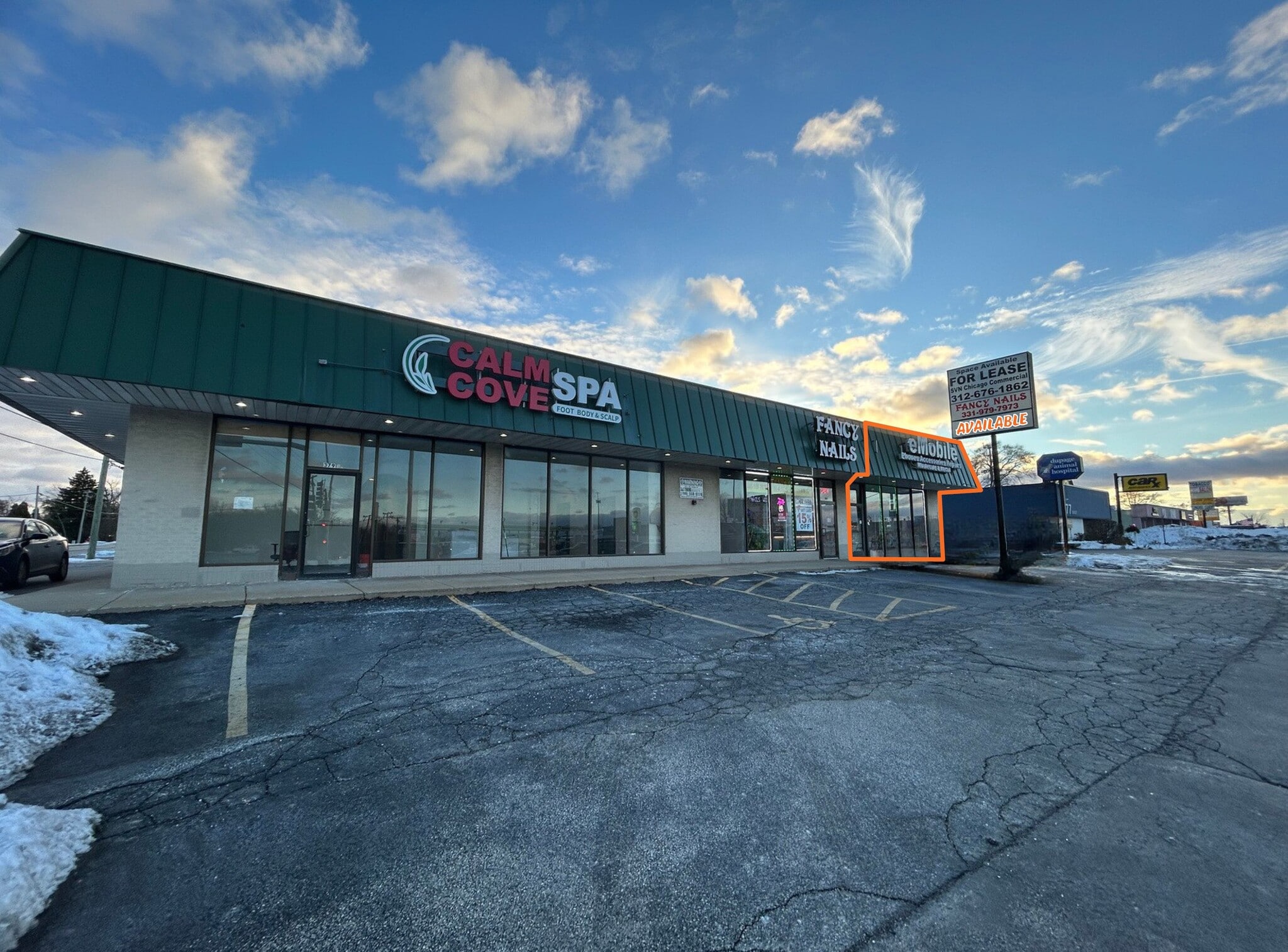 379-383 E North Ave, Villa Park, IL for lease Building Photo- Image 1 of 5