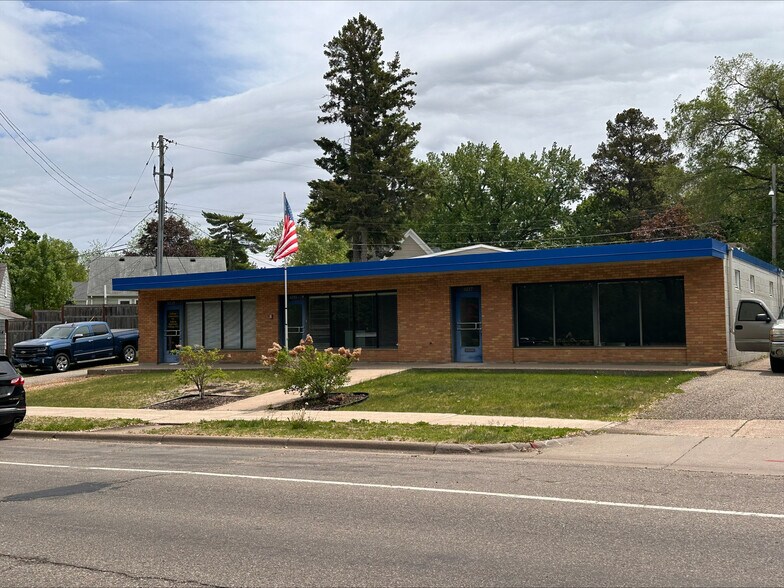 6213-6217 W Lake St, Saint Louis Park, MN for sale - Building Photo - Image 2 of 15