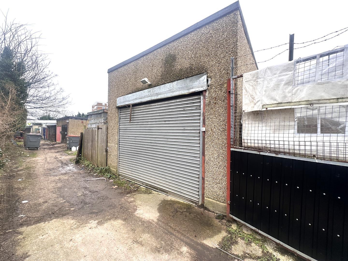 20 Green Wrythe Ln, Carshalton for lease Building Photo- Image 1 of 8