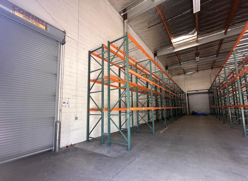 3121-3129 S Main St, Los Angeles, CA à louer - Photo du bâtiment - Image 3 de 8