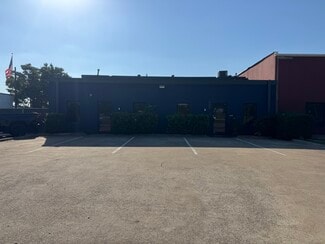 Plus de détails pour 409 N Interurban St, Richardson, TX - Industriel à louer