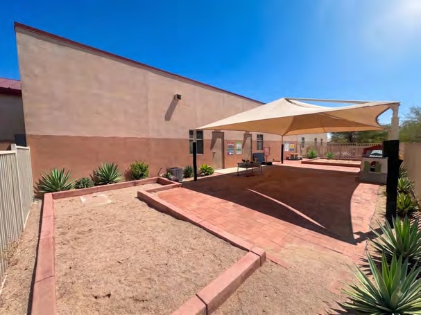 2156 E Liberty Ln, Phoenix, AZ for lease - Construction Photo - Image 2 of 7