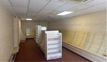 29 Sycamore Rd, Amersham for lease Interior Photo- Image 2 of 6