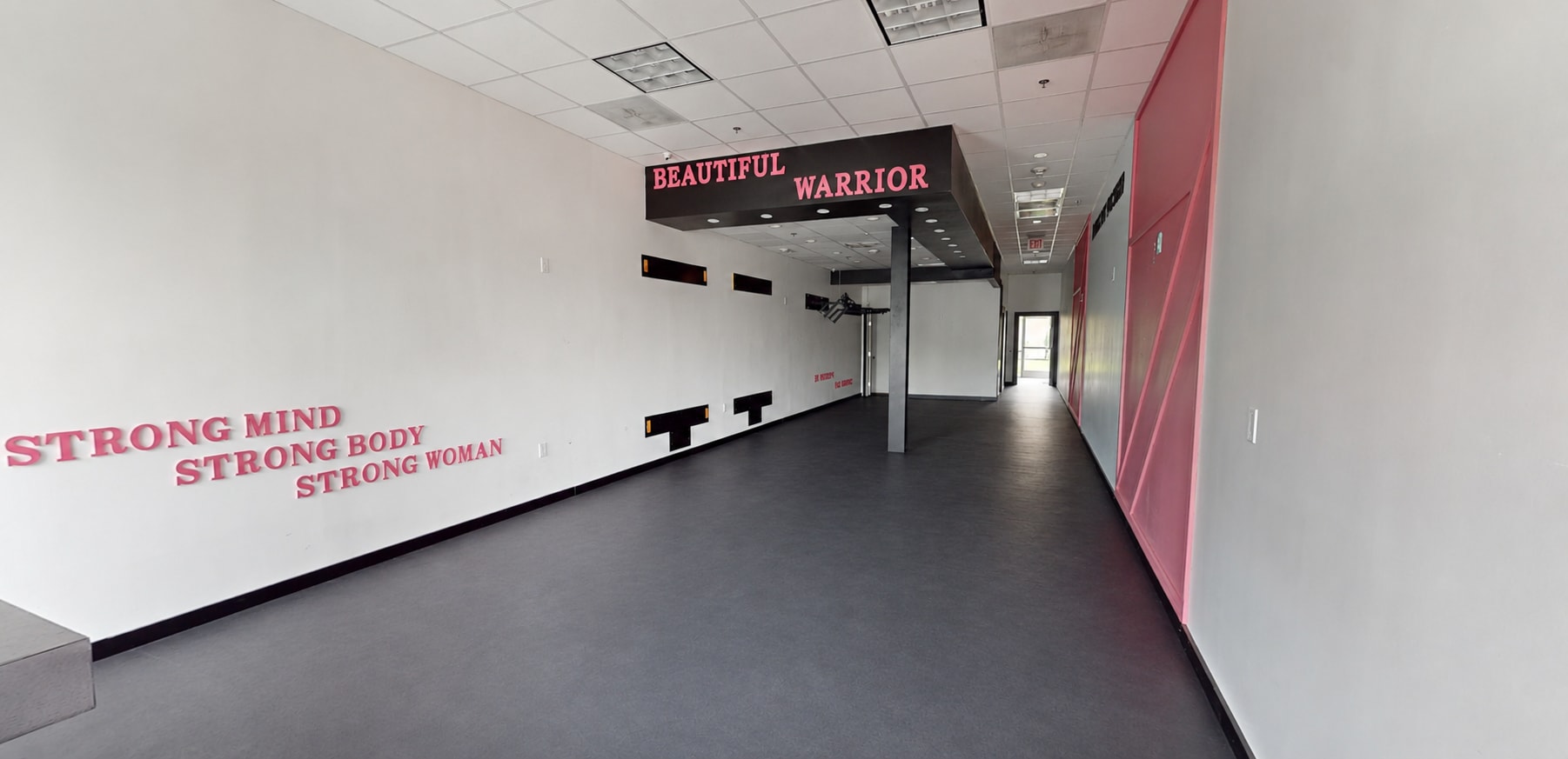 525 Woodland Square Blvd, Conroe, TX for lease Interior Photo- Image 1 of 3