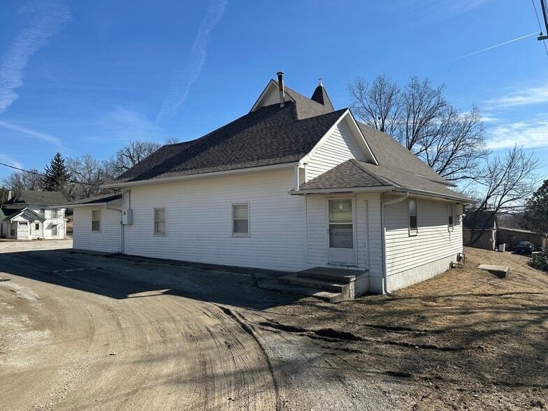 307 E 6th St, Mound City, MO for sale - Building Photo - Image 3 of 21
