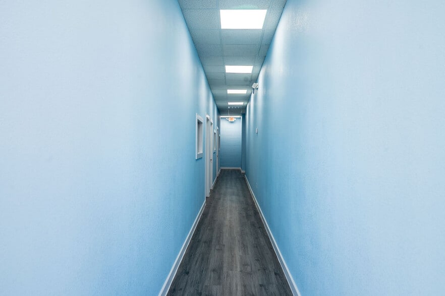 2409-2430 FM 1092 Rd, Missouri City, TX à louer - Photo intérieure - Image 3 de 13