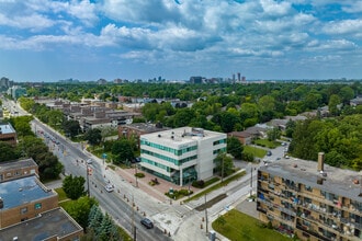 3910 Bathurst St, Toronto, ON - Aerial map view