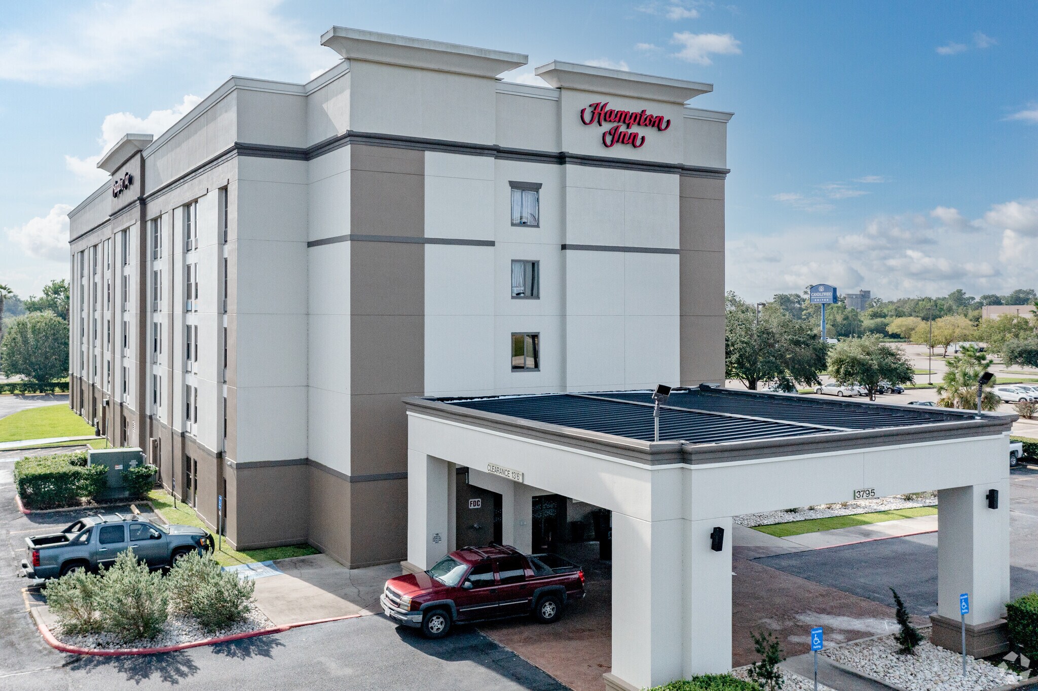 3795 Interstate 10 S, Beaumont, TX à vendre Photo principale- Image 1 de 8