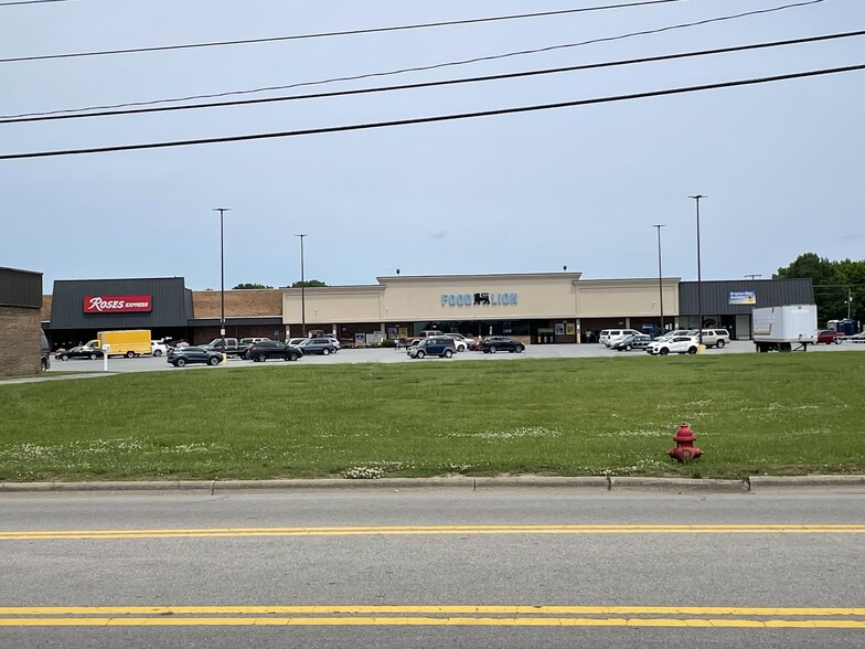 Food Lion Road rd, Scotland Neck, NC à louer - Photo principale - Image 1 de 1