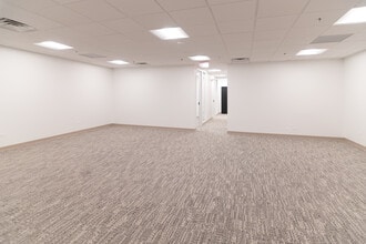 900 Skokie Blvd, Northbrook, IL for lease Interior Photo- Image 2 of 4