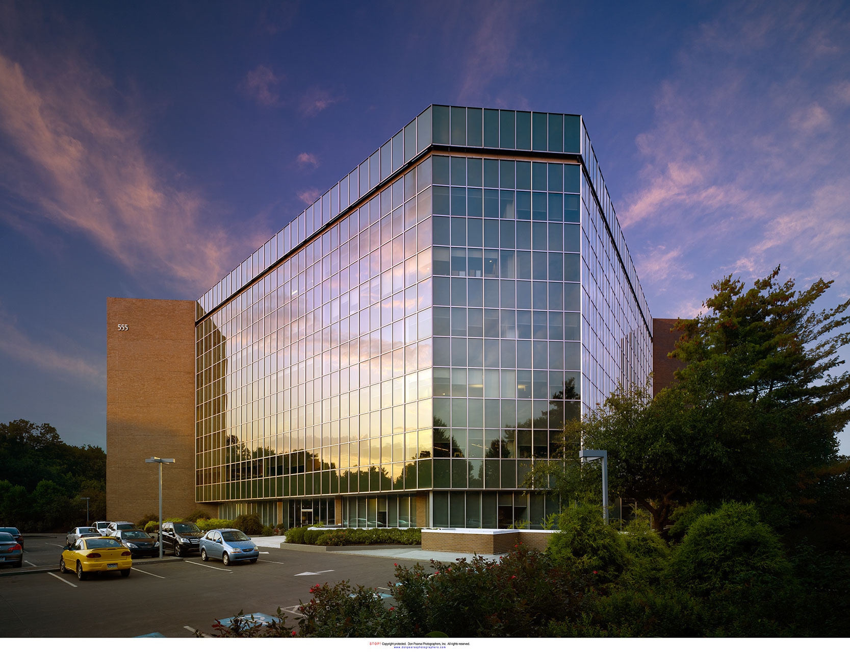 555 E Lancaster Ave, Radnor, PA à louer Photo du bâtiment- Image 1 de 8