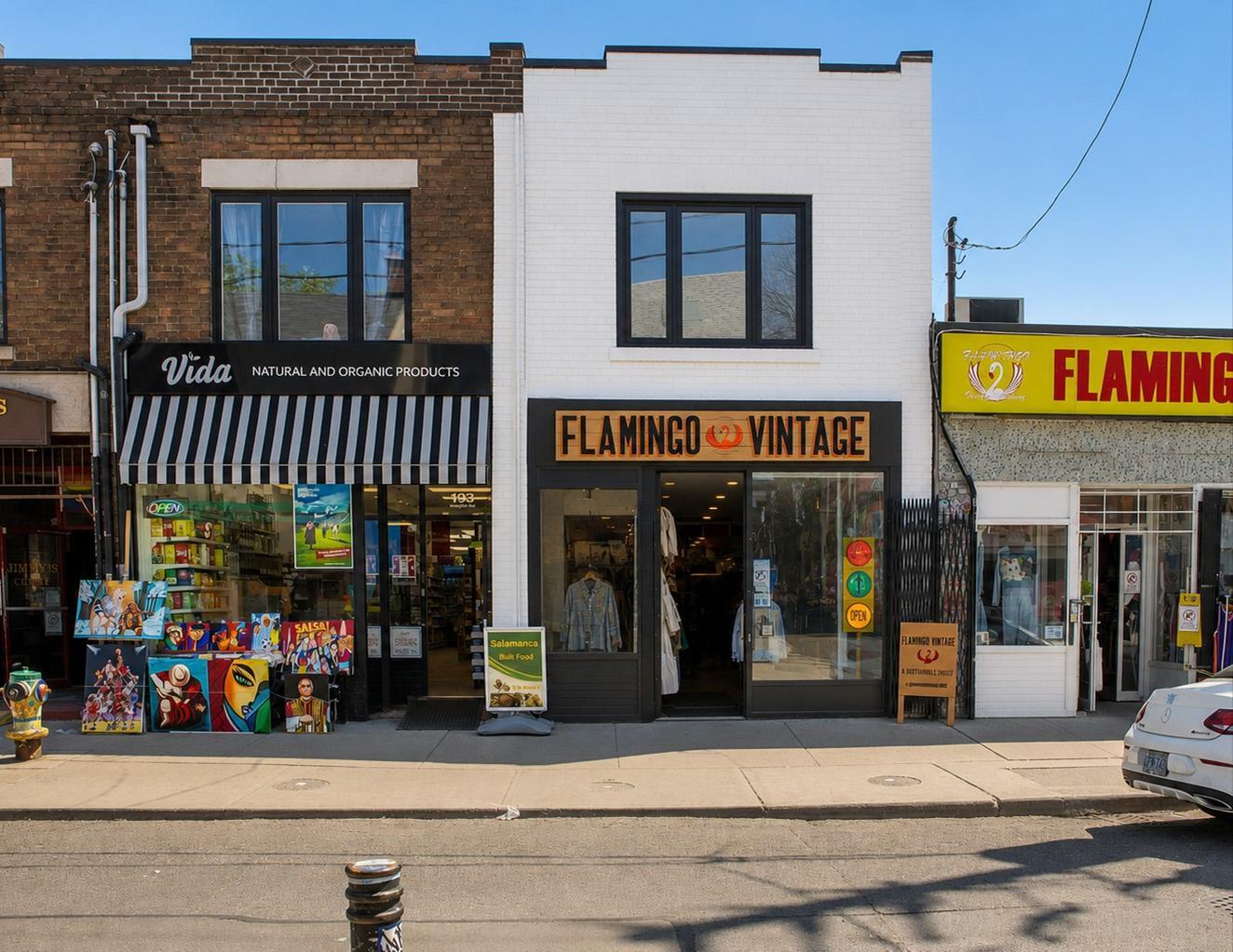 193 1/2 Baldwin St, Toronto, ON à vendre Photo du bâtiment- Image 1 de 7