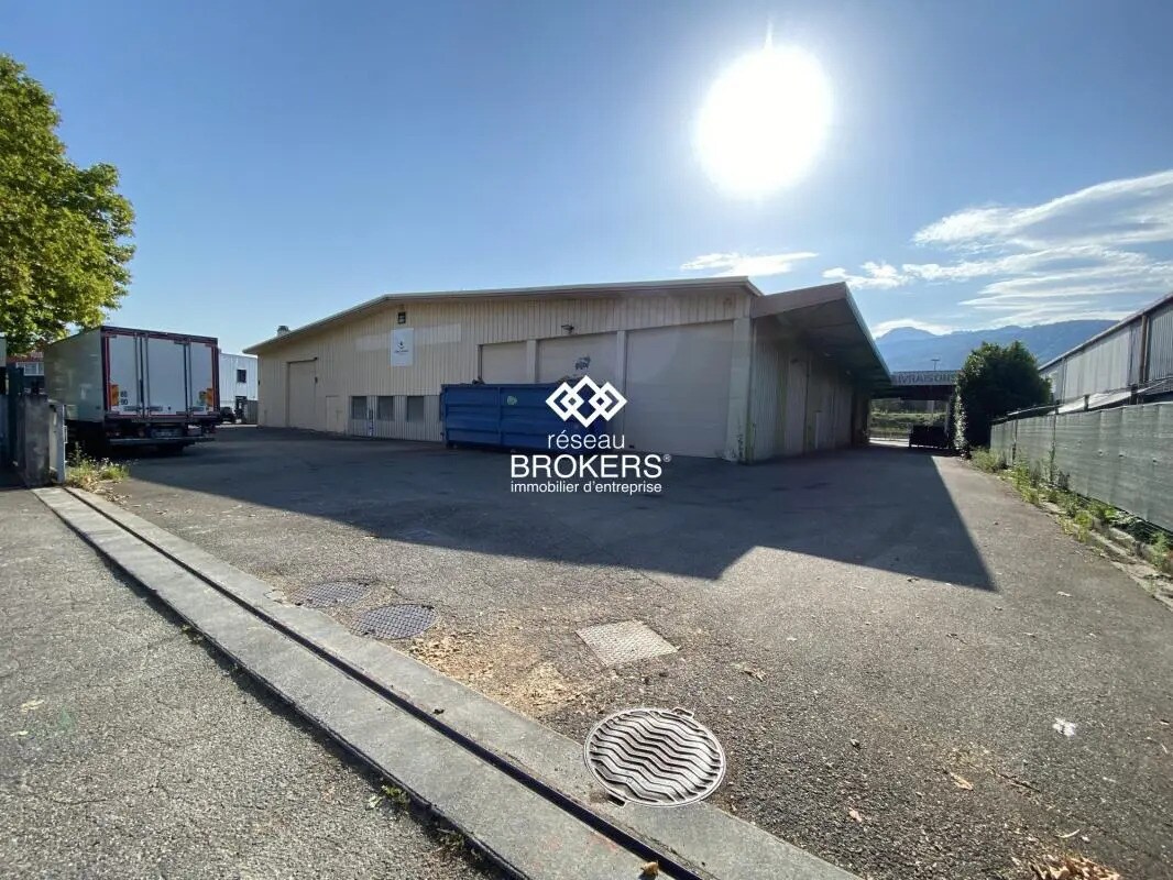 Industrial in Gières for lease Building Photo- Image 1 of 26