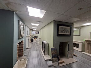 9 Finkle St, Thorne for lease Interior Photo- Image 2 of 5