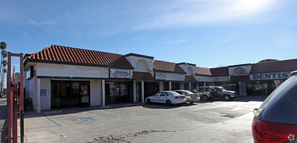12601-12615 San Fernando Rd, Sylmar, CA for lease - Building Photo - Image 3 of 29