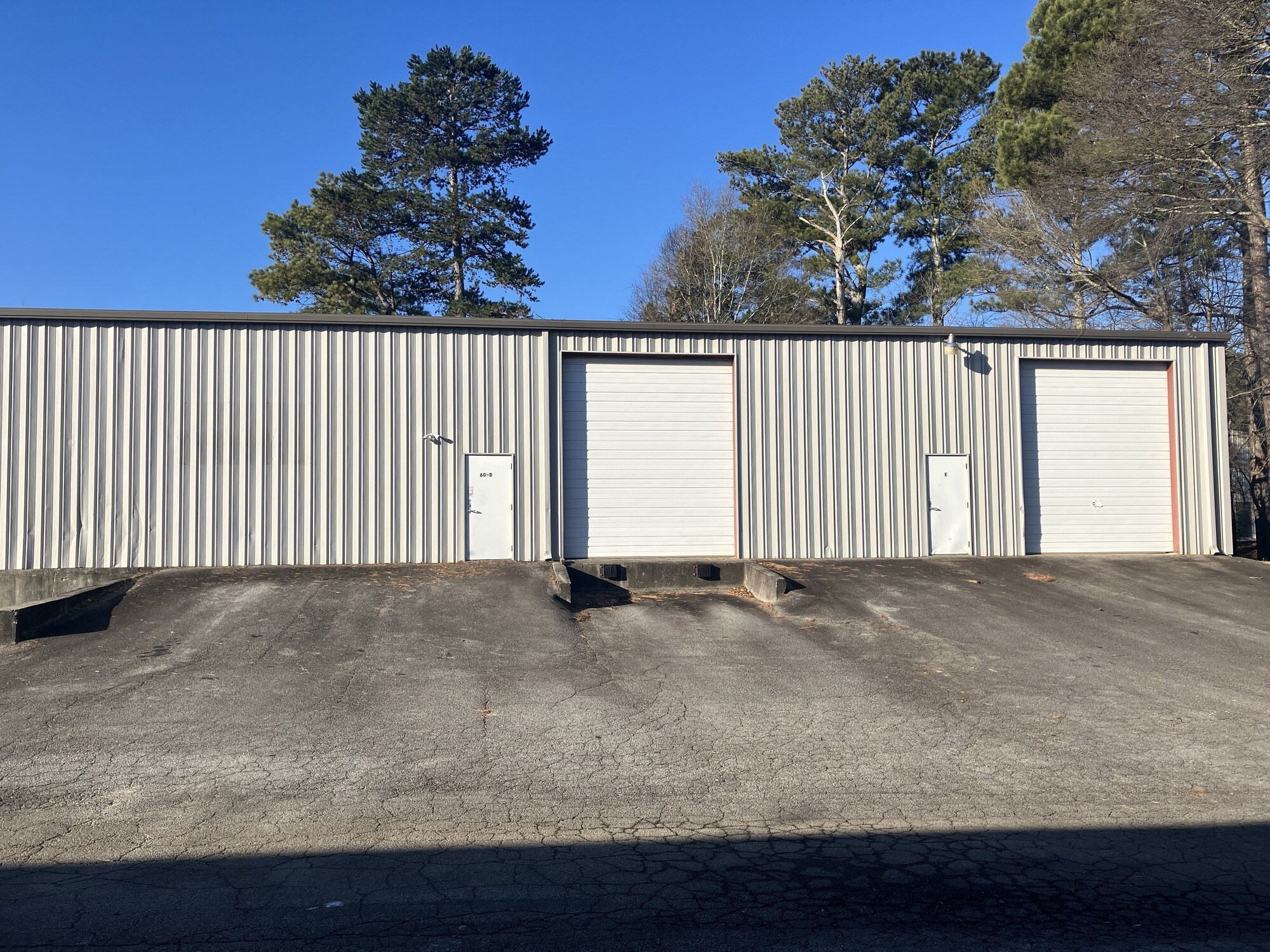 61 Pearl Industrial Ave, Hoschton, GA for lease Building Photo- Image 1 of 5