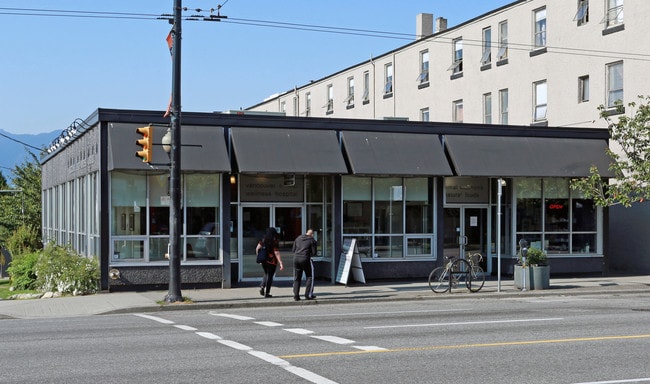More details for 105 E Broadway, Vancouver, BC - Retail for Lease