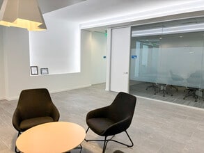 12140 Wickchester Ln, Houston, TX à louer Photo intérieure- Image 1 de 9