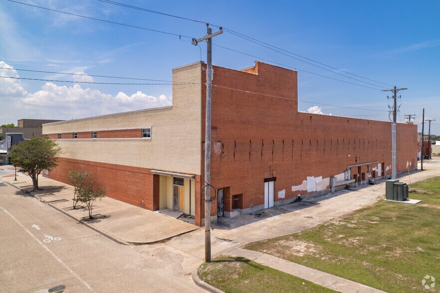 502-514 6th St N, Texas City, TX à louer - Photo du bâtiment - Image 2 de 59