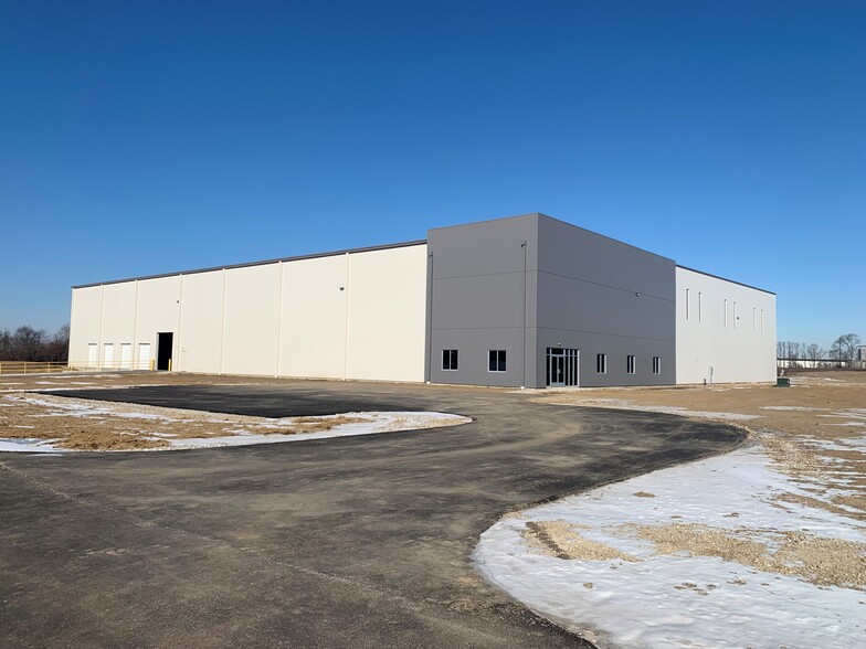 3701 Brooks Dr, New Castle, IN for lease - Building Photo - Image 1 of 1