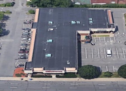 59 N Main St, Bristol, CT à louer - Photo du bâtiment - Image 3 de 3